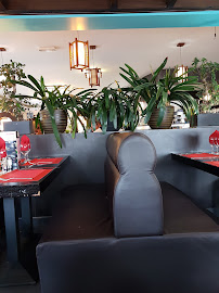Atmosphère du Restaurant asiatique Sushi Sushi à Saint-Thibault-des-Vignes - n°4