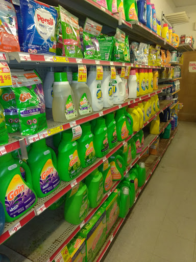 Discount Store «FAMILY DOLLAR», reviews and photos, 733 New Britain Ave, Newington, CT 06111, USA