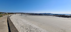 Foto von L'Eree Beach mit sehr sauber Sauberkeitsgrad