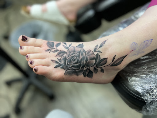 Explore feminine horse tattoo ideas, creative tattoo ideas in Schaumburg, available at Urban Rebels Ink