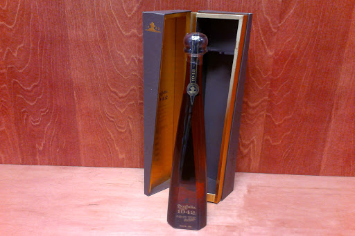 Liquor Store «Decoo Wine & Spirits», reviews and photos, 2229 NY-112, Coram, NY 11727, USA