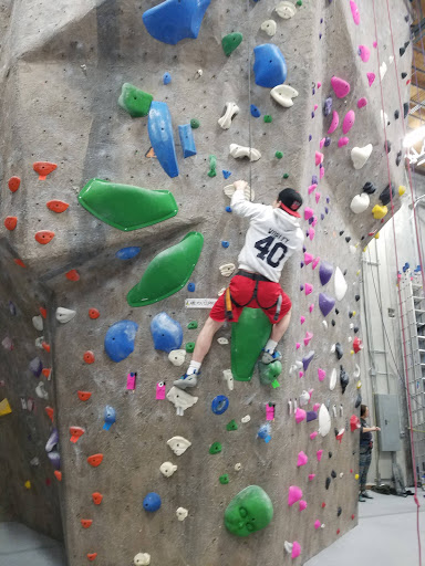 Rock Climbing Gym «Edgeworks Climbing», reviews and photos, 6102 N 9th St #200, Tacoma, WA 98406, USA