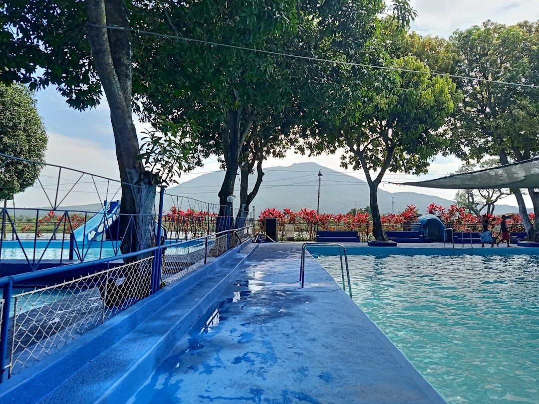 Villa Carlos Resort