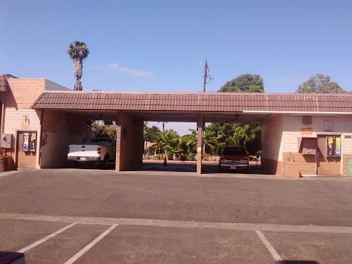 Cachuma Car Wash en Ventura