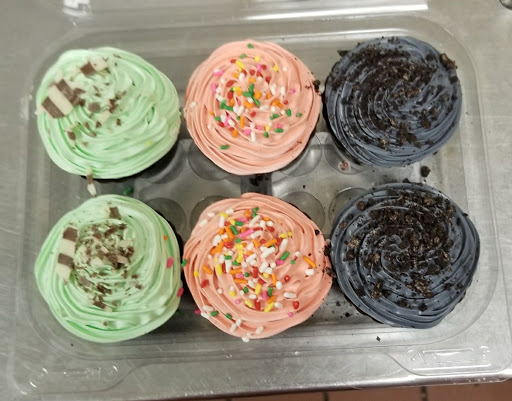 Ice Cream Shop «Cold Stone Creamery», reviews and photos, 2935 S 108th St, West Allis, WI 53227, USA