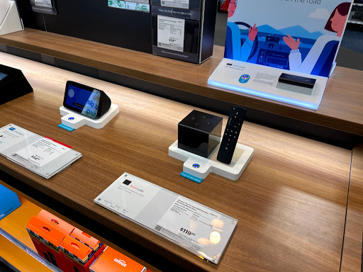 Electronics Store «Best Buy», reviews and photos, 44a Albany Turnpike, West Simsbury, CT 06092, USA