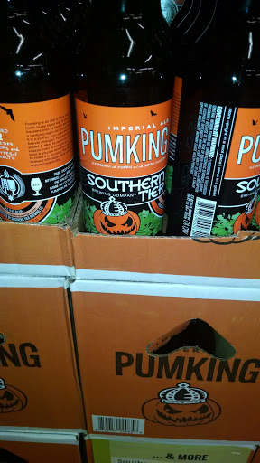 Wine Store «Total Wine & More», reviews and photos, 333 Crossroads Blvd, Cary, NC 27518, USA