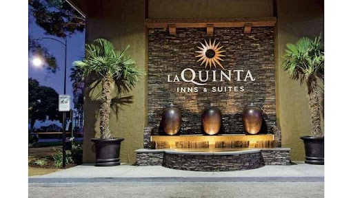 La Quinta Inn & Suites by Wyndham San Jose Airport