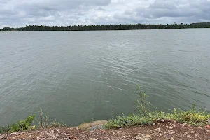 Hennagara Lake image
