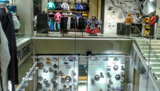 Clothing Store «The North Face», reviews and photos, 3333 M St NW, Washington, DC 20007, USA