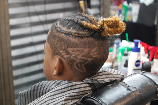 Barber Shop «Trimmers & Shears Barber Shop», reviews and photos, 2324 E Little Creek Rd, Norfolk, VA 23518, USA