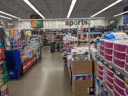 Variety Store «Five Below», reviews and photos, 8250 Kingsridge Road, Dayton, OH 45459, USA