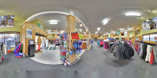 Sporting Goods Store «Any Mountain - Redwood City», reviews and photos, 928 Whipple Ave, Redwood City, CA 94063, USA