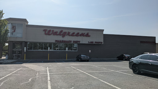 Drug Store «Walgreens», reviews and photos, 905 New Durham Rd, Edison, NJ 08817, USA