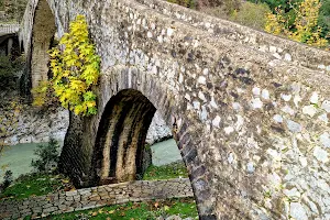 Politsa ancient stone bridge image