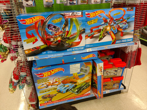 Toy Store «Toys R Us», reviews and photos, 105 Campanelli Industrial Dr, Brockton, MA 02301, USA