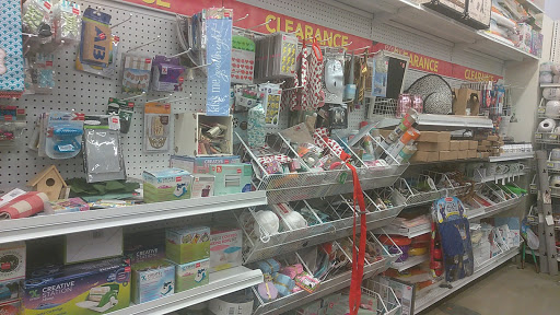 Fabric Store «Jo-Ann Fabrics and Crafts», reviews and photos, 555 W Roosevelt Rd, Chicago, IL 60607, USA