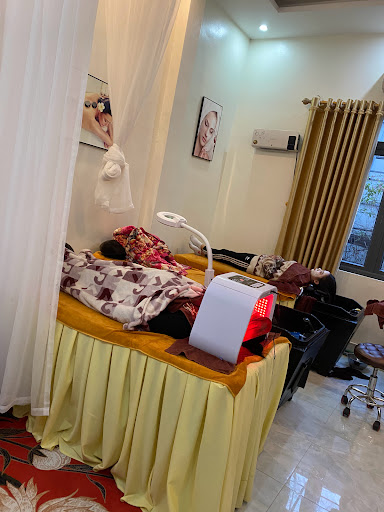 Af1qipoikgfmh3exddmms7yt8k1e5 I08m76zqubijm