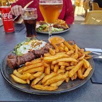 Plats et boissons du Restaurant Le Champ de Mars - Bar Friterie à Briançon - n°3
