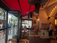 Atmosphère du Restaurant Brasserie Maison Rouge à Paris - n°11
