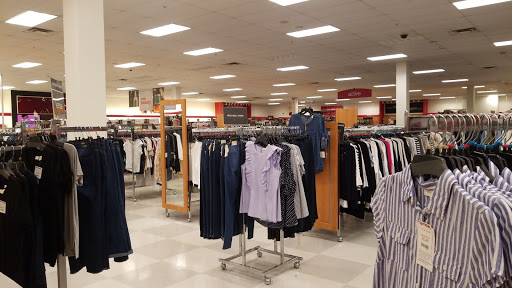 Department Store «T.J. Maxx», reviews and photos, 3445 Princeton Rd, Hamilton, OH 45011, USA