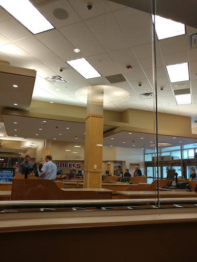 Sporting Goods Store «SCHEELS», reviews and photos, 2800 S Columbia Rd, Grand Forks, ND 58201, USA