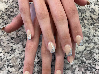 T's Nails