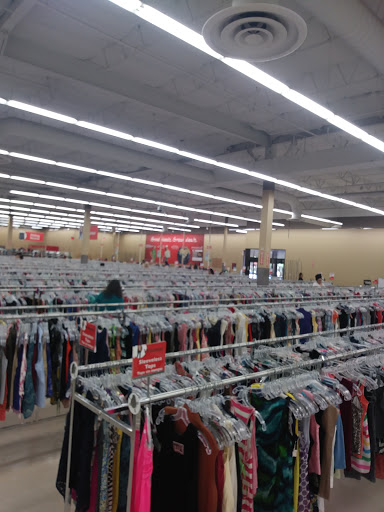 Thrift Store «Savers», reviews and photos, 2620 Carlisle Blvd NE, Albuquerque, NM 87110, USA