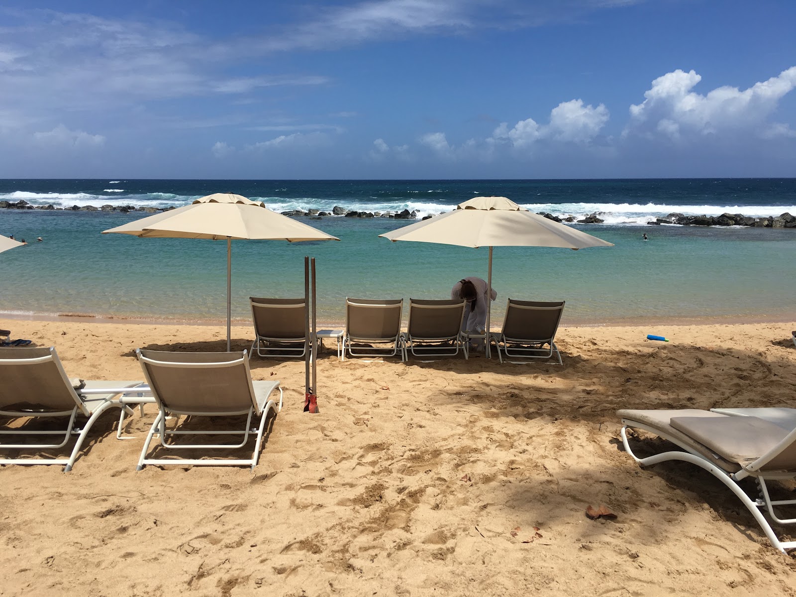 Foto di West beach - luogo popolare tra gli intenditori del relax