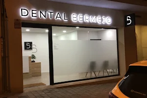 Clínica Dental Bermejo en Paterna image