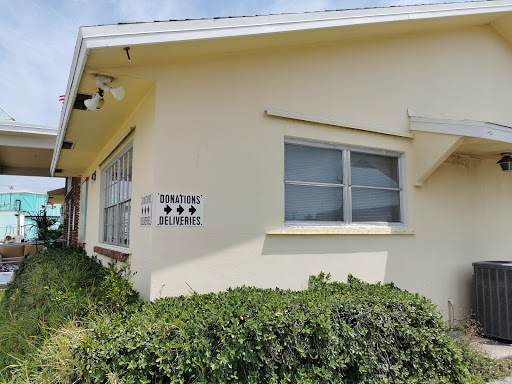 Thrift Store «Habitat For Humanity Thrift Store», reviews and photos, 1635 N Old Dixie Hwy, Jupiter, FL 33469, USA