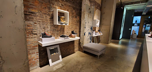 Shoe Store «Sorel Footwear Store», reviews and photos, 345 W 14th St b, New York, NY 10014, USA