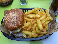 Plats et boissons du Restaurant de hamburgers Burger Fernand à Grenoble - n°2