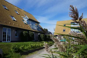 Hotel- und Ferienanlage Kapitäns-Häuser Breege image