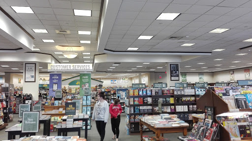 Book Store «Barnes & Noble», reviews and photos, 7663 Mall Rd, Florence, KY 41042, USA