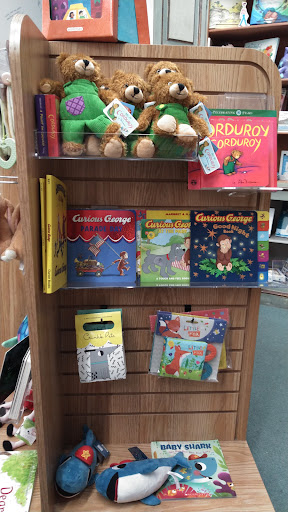 Book Store «Forever Books», reviews and photos, 312 State St, St Joseph, MI 49085, USA