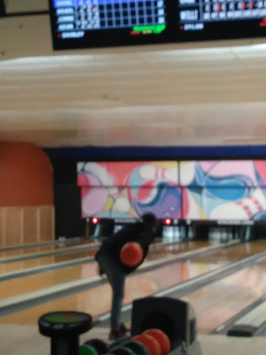 Bowling Alley «Bowlerama Lanes», reviews and photos, 1313 E Diehl Ave, Des Moines, IA 50315, USA