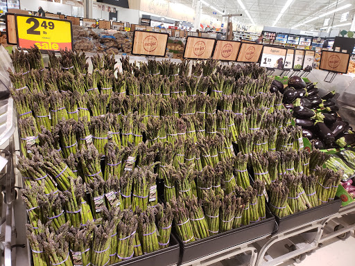 Grocery Store «Meijer», reviews and photos, 3320 W Shore Dr, Holland, MI 49424, USA