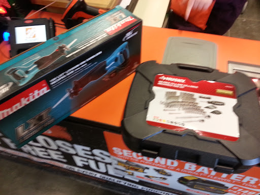 Home Improvement Store «The Home Depot», reviews and photos, 621 Brook Forest Ave, Shorewood, IL 60404, USA