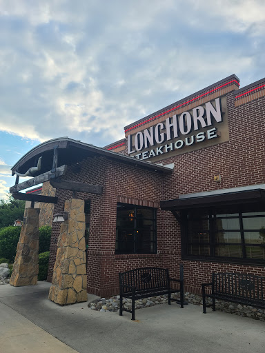 LongHorn Steakhouse image 1