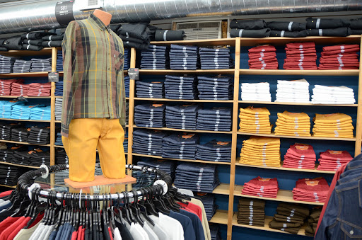 Clothing Store «Davis Jean & Fashion», reviews and photos, 4406 W Washington St, Indianapolis, IN 46241, USA