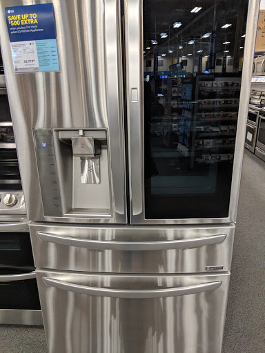 Electronics Store «Best Buy», reviews and photos, 9420 WI-16, Onalaska, WI 54650, USA