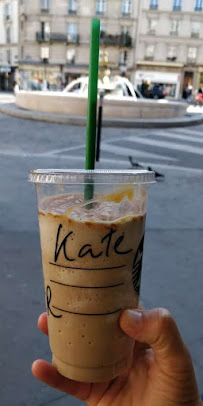 Café du Restaurant servant le petit-déjeuner Starbucks à Paris - n°9