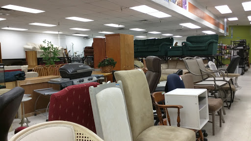Thrift Store «32nd St & Cactus Goodwill Retail Store & Donation Center», reviews and photos