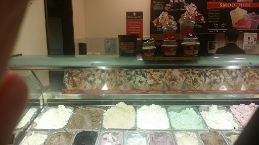 Ice Cream Shop «Cold Stone Creamery», reviews and photos, 2923 W Bay Dr, Belleair Bluffs, FL 33770, USA