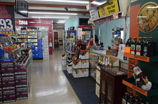 Liquor Store «Red Barn Liquors», reviews and photos, 1731 Us 31W Byp, Bowling Green, KY 42101, USA