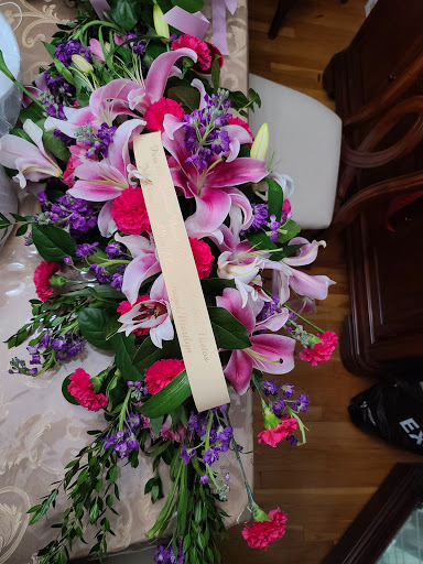 Florist «Floral Expressions», reviews and photos, 91 Main St, Woodbridge, NJ 07095, USA