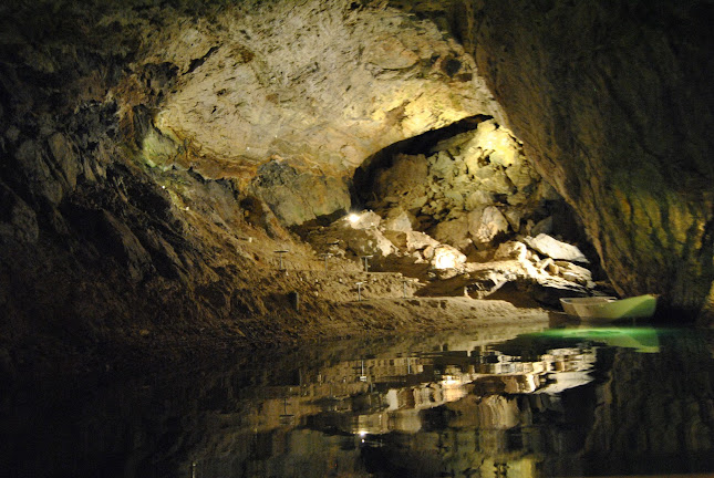 Rezensionen über Lac Souterrain de Saint-Léonard in Siders - Motorradhändler