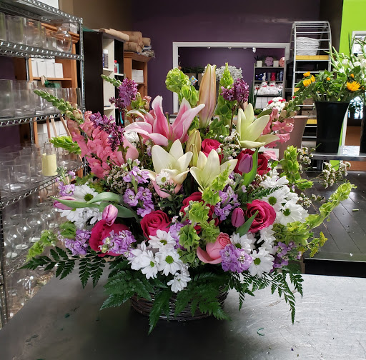 Florist «Louis Gardens Florist», reviews and photos, 1251 S Beach Blvd q, La Habra, CA 90631, USA