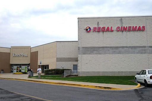 Movie Theater «Regal Cinemas Westminster 9», reviews and photos, 400 North Center Street, Westminster, MD 21157, USA